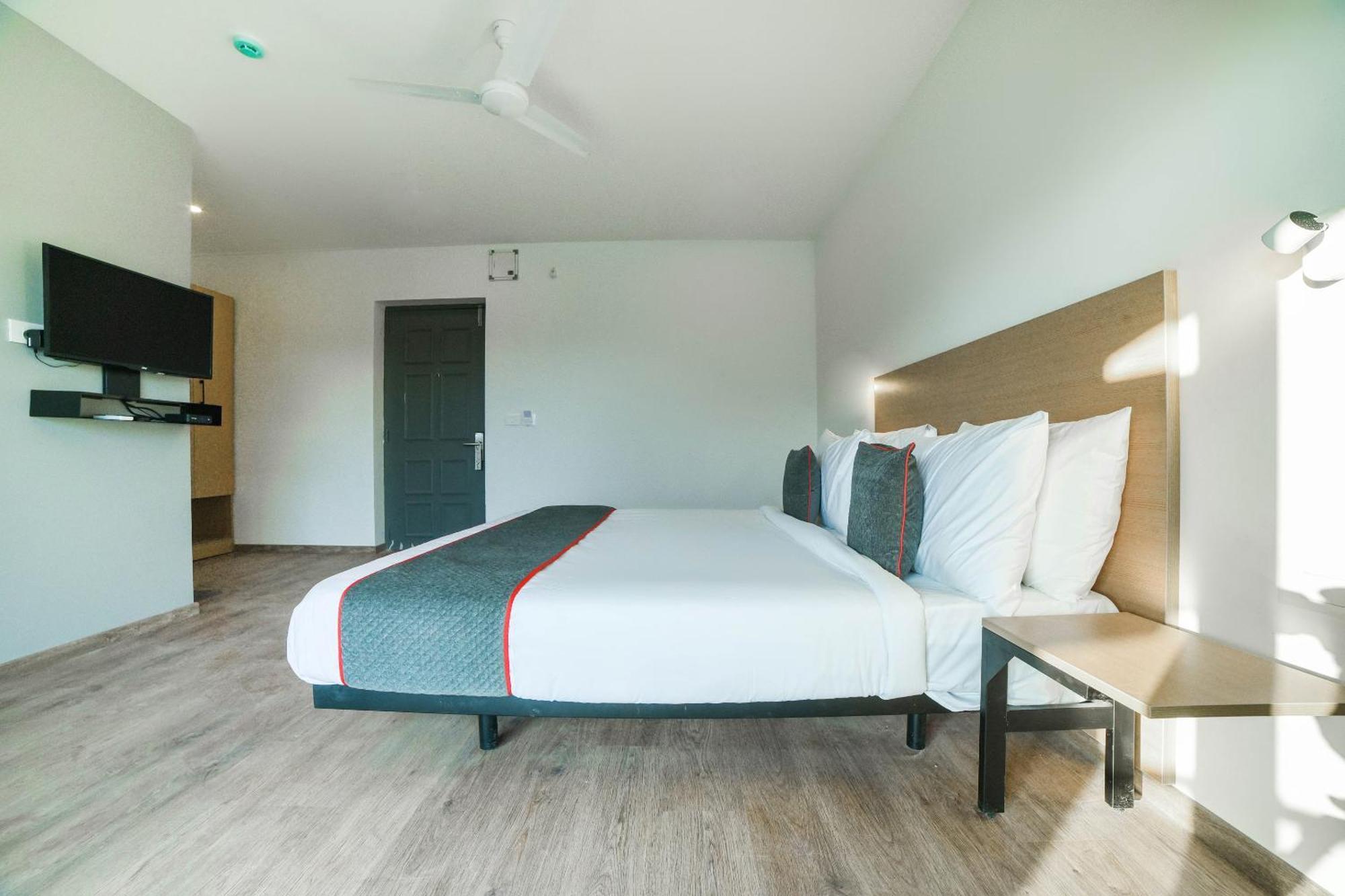 Townhouse 211 Laguna Ecr Near Juhu Beach Τσενάι Εξωτερικό φωτογραφία